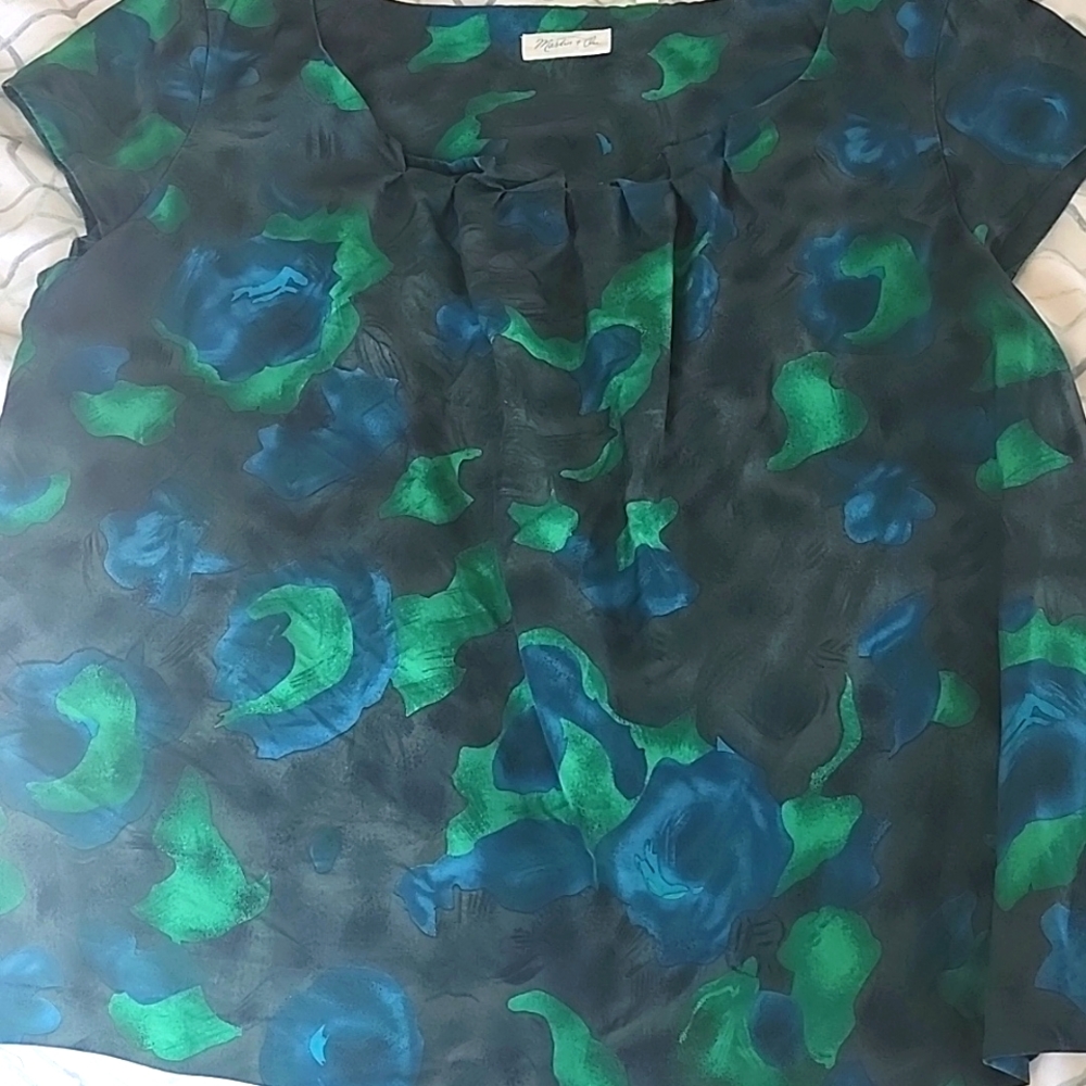 Martin and Osa 100% silk cap sleeve blouse